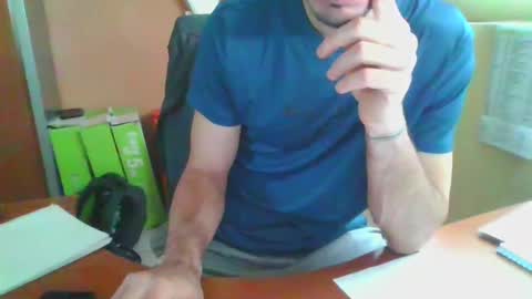 Snapshot of grandbi chatting on January 3, 1:25 pm grandbi online show from January 3, 1:25 pm