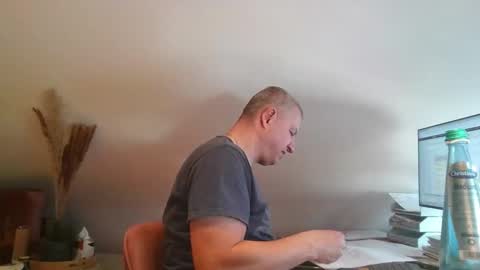 grau197077 online show from March 10, 11:05 am