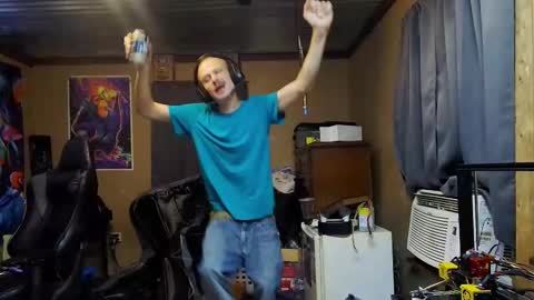 Snapshot of greenlungs8195 chatting on September 26, 9:51 am Greenlungs8195 online show from September 26, 9:51 am