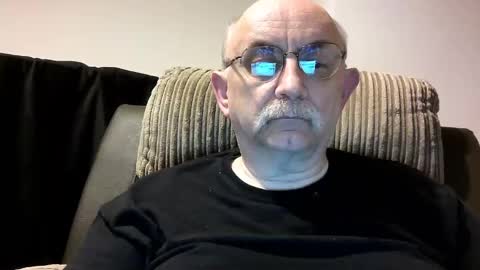 Master  Sir online show from December 22, 3:22 am