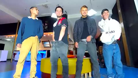 GRIVALS. THOMAS AND DAMIAND online show from January 16, 5:12 pm