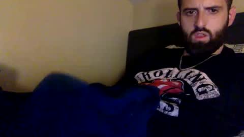 Snapshot of grobs123 chatting on September 12, 1:49 am grobs123 online show from September 12, 1:49 am