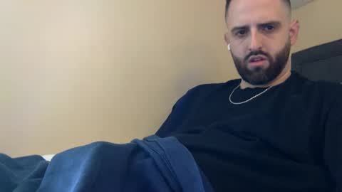 Snapshot of grobs123 chatting on January 21, 5:38 pm grobs123 online show from January 21, 5:38 pm