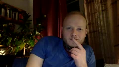 gruendamien online show from January 12, 12:28 am