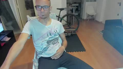 guachin_new online show from September 22, 3:28 am