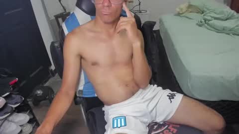 guachin_new online show from February 3, 2:47 am