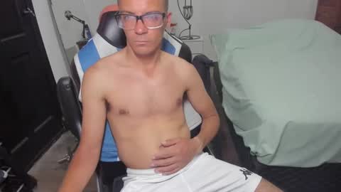 guachin_new online show from January 3, 3:27 am