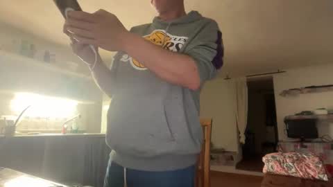 guardiannif_ online show from February 5, 6:04 pm