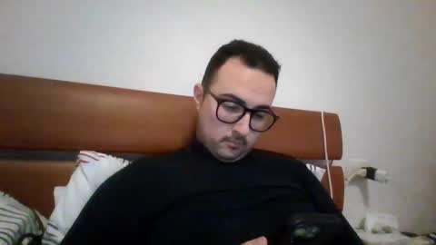 gullit93 online show from February 22, 4:08 pm