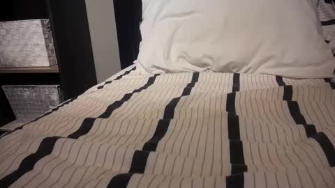 Snapshot of gumbywanna chatting on January 17, 1:26 am gumbywanna online show from January 17, 1:26 am