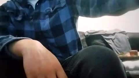 Snapshot of guts_san chatting on January 27, 1:26 am guts_san online show from January 27, 1:26 am