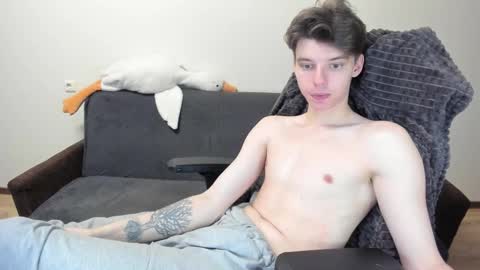 guy_liam1 online show from December 17, 3:08 pm