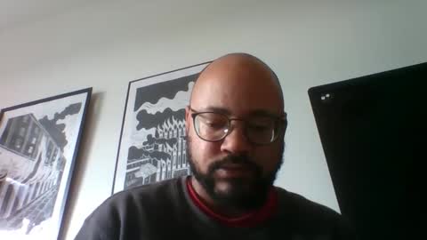 Snapshot of guy_wood15 chatting on October 1, 9:02 am guy_wood15 online show from October 1, 9:02 am