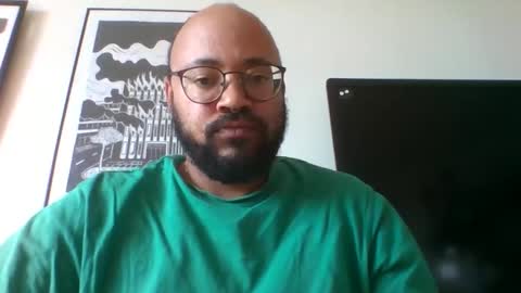 Snapshot of guy_wood15 chatting on September 26, 9:51 am guy_wood15 online show from September 26, 9:51 am