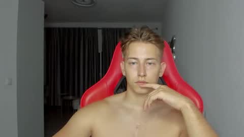 Snapshot of gym_alpha chatting on October 20, 11:41 pm Oliver online show from October 20, 11:41 pm