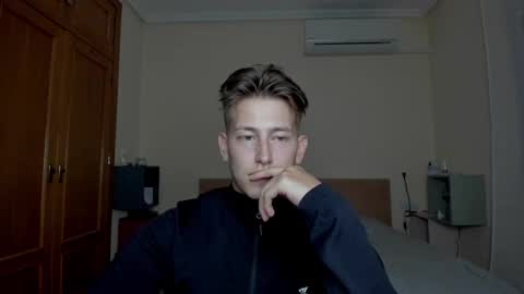 Snapshot of gym_alpha chatting on March 12, 7:59 pm Oliver online show from March 12, 7:59 pm