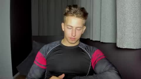 Snapshot of gym_alpha chatting on September 8, 6:51 pm Oliver online show from September 8, 6:51 pm