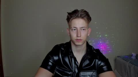 Snapshot of gym_alpha chatting on January 23, 9:50 pm Oliver online show from January 23, 9:50 pm