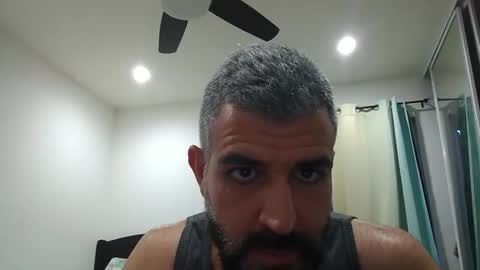h0nest84 online show from May 31, 2:45 am