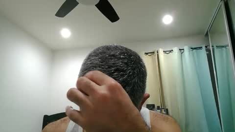 h0nest84 online show from March 2, 5:08 am