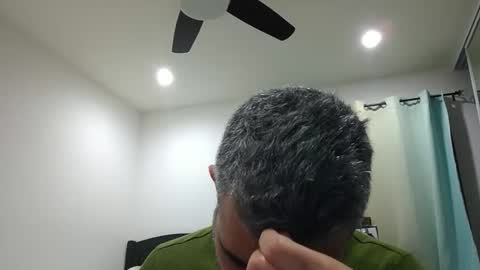 h0nest84 online show from January 11, 7:23 am