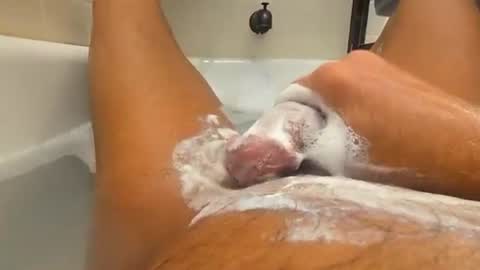 Free Cum Show online show from May 24, 1:39 pm