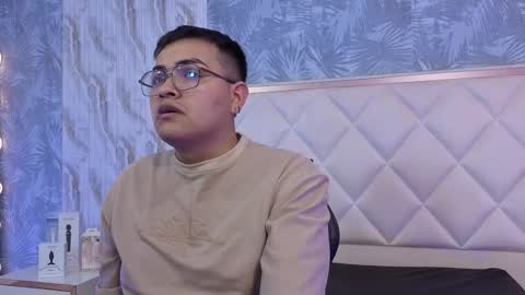  hades  online show from December 19, 11:40 am