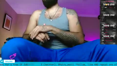 J  M online show from April 14, 7:19 am