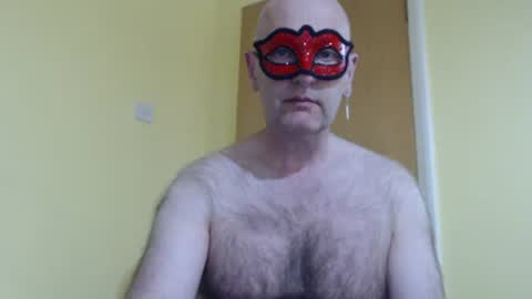 Hairy male online show from May 26, 12:23 pm