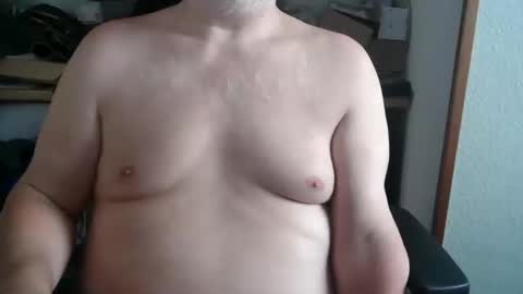 hairyarmpit_lover_1970 online show from September 19, 8:04 am