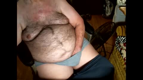 Snapshot of hairybear813 chatting on October 21, 10:56 pm hairybear813 online show from October 21, 10:56 pm