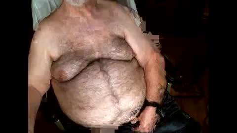 Snapshot of hairybear813 chatting on September 14, 4:03 am hairybear813 online show from September 14, 4:03 am