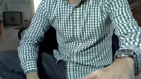 Snapshot of hairydaduncut chatting on January 20, 1:11 pm hairydaduncut online show from January 20, 1:11 pm