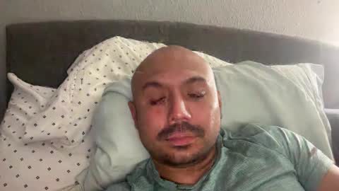 hairyman30000 online show from December 2, 1:09 am