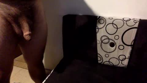 Snapshot of hairyweedman chatting on October 27, 10:01 pm NN420 online show from October 27, 10:01 pm