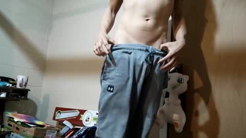 Snapshot of halo3489 chatting on January 6, 10:35 am halo3489 online show from January 6, 10:35 am