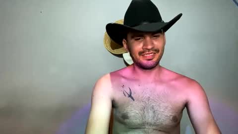 hamiltong12 online show from November 17, 7:22 am