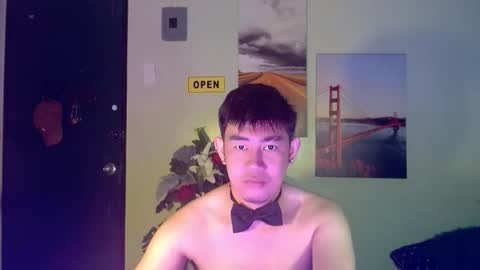 Snapshot of han_davis chatting on October 25, 1:24 pm Dem online show from October 25, 1:24 pm