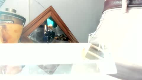 Snapshot of handncocknocum chatting on January 30, 10:08 am handncocknocum online show from January 30, 10:08 am