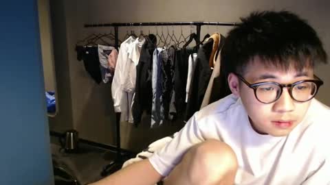 handsome_mannn online show from March 8, 11:18 pm