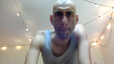 Snapshot of handsomealfie chatting on September 15, 2:25 am HandsomeAlfie online show from September 15, 2:25 am