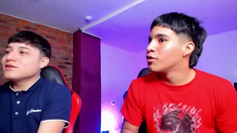 leonardfarrucknick and otis online show from March 3, 12:34 pm