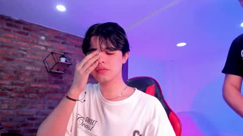 leonardfarrucknick and otis online show from March 25, 12:42 pm