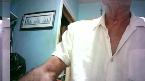 handymanforyou177322 online show from June 12, 10:29 pm