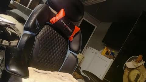 handystud33 online show from September 23, 7:29 am