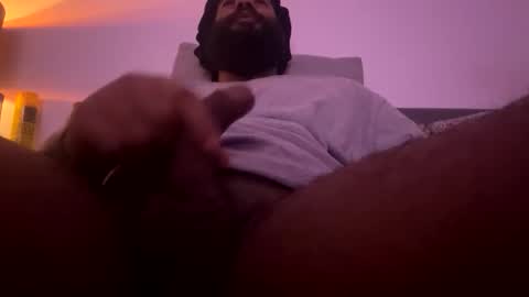 hangjball online show from December 1, 7:39 pm