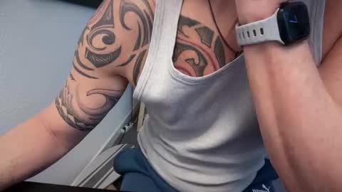 hanky online show from March 17, 1:02 pm