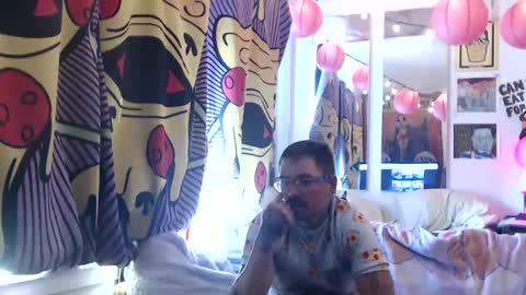 hank rams online show from September 28, 7:01 pm