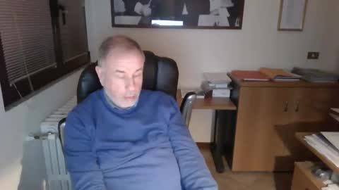 hanscooper online show from December 15, 4:26 pm