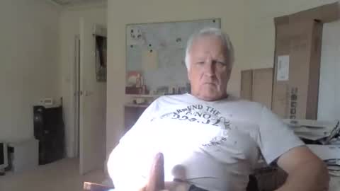 Snapshot of hantsman62730226 chatting on October 7, 12:42 pm hantsman62730226 online show from October 7, 12:42 pm